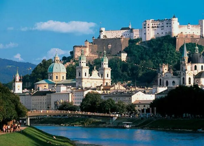 Gemutliche 4 Zimmer Whg In Der Residenz Elisabeth Daire *